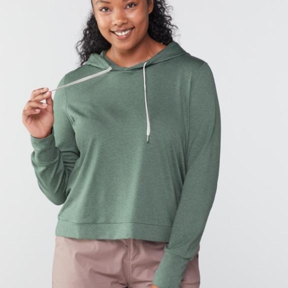 VUORI Halo Essential Hoodie in Kelp Heather size L